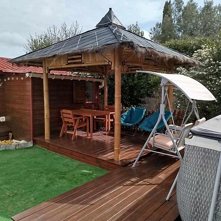 Le Chalet Des Dany Saint-Mamert-du-Gard ภายนอก รูปภาพ